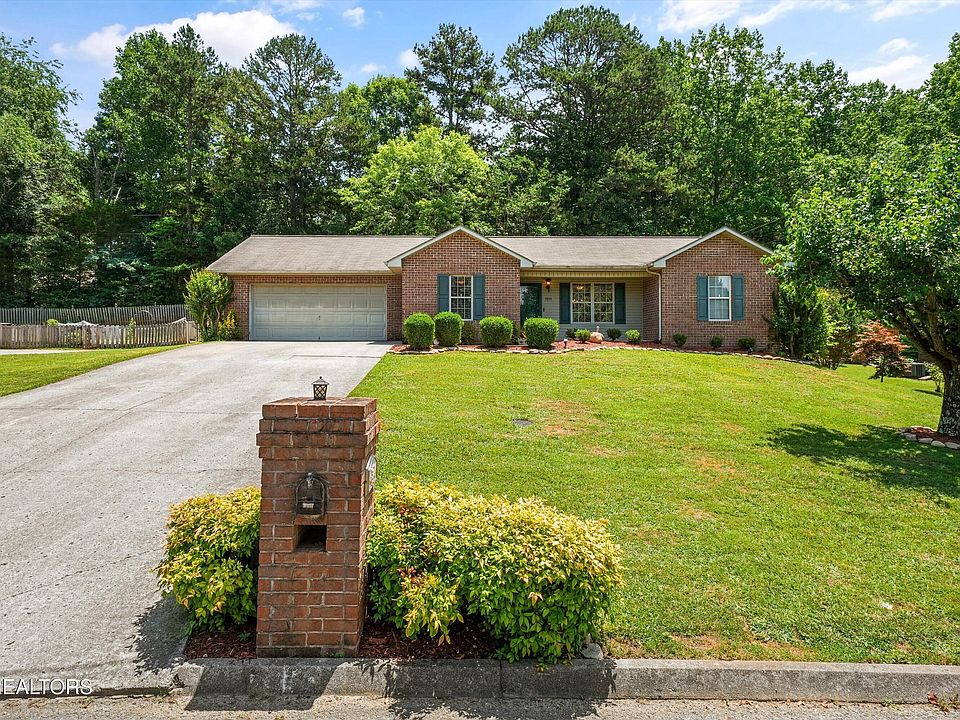 1st image of 4814 Evangeline Ln