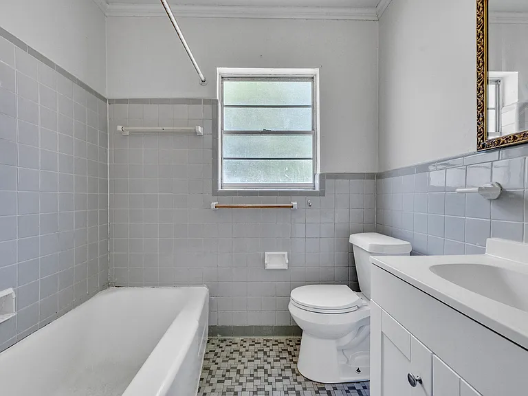 622 Jefferson Ave — Photo 21