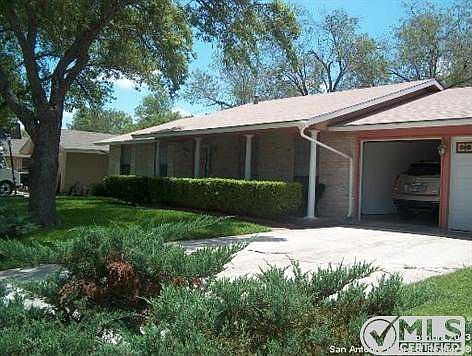 4th image of 2103 Fort Donelson Dr