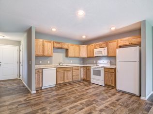 1539 Gunston Dr #D, New Richmond, WI 54017