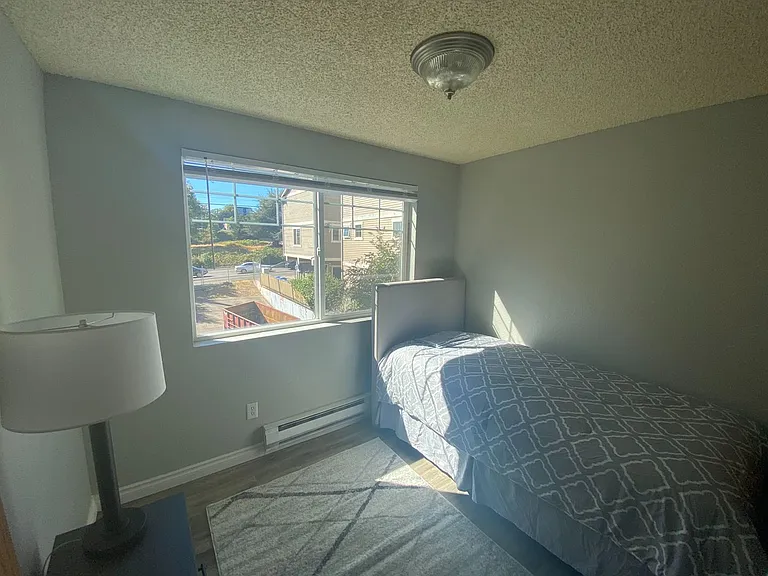 Westwood Apartments — Photo 204
