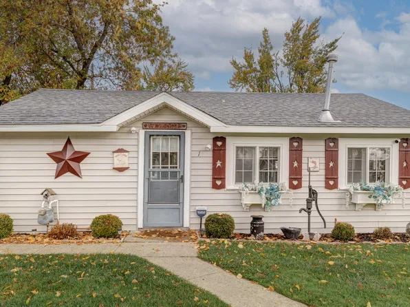 6366 W Houghton Lake Dr #1, Houghton Lake, MI 48629