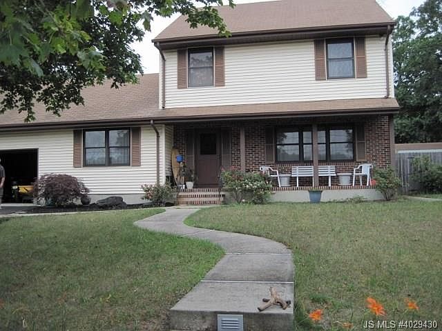 1st image of 338 Dallas Dr