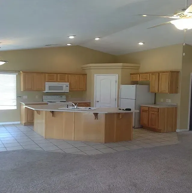 E127 - 3598 Red Butte Drive — Photo 4