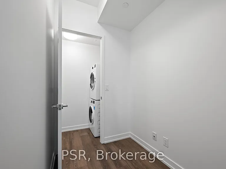 11 Ordnance St #1901 — Photo 14