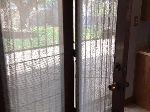 4th image of 10132 Chezelle Dr