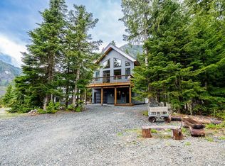 47020 Snowmist Dr, Fraser Valley, BC V0M1A1