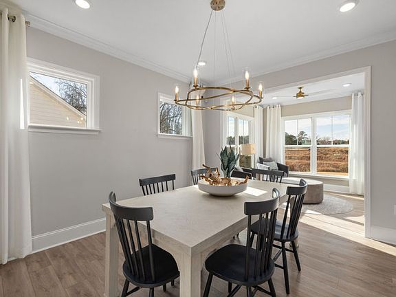 Dining Space for Family Meals Any Time - Model Representation