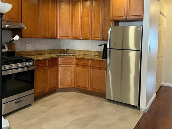 858 E 175th St, Bronx, NY 10460