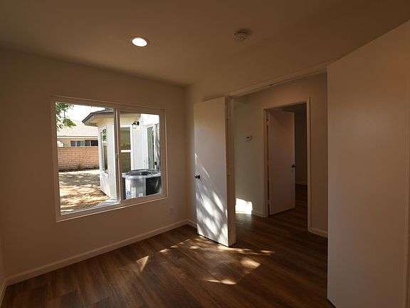 4th image of 13621 Green Valley Dr #1