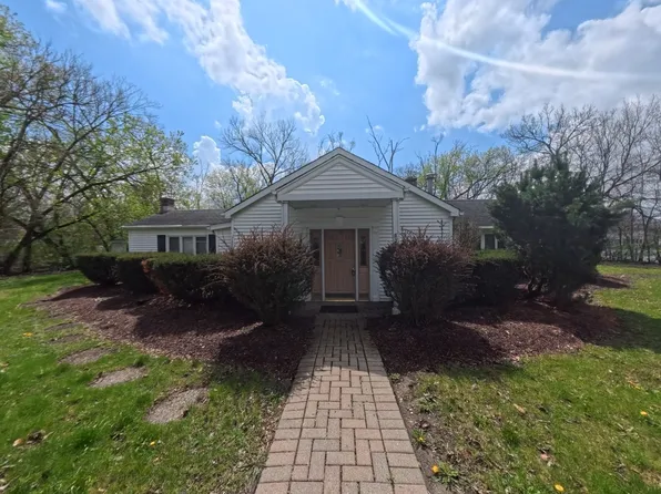 805 E Palatine Rd, Palatine, IL 60074