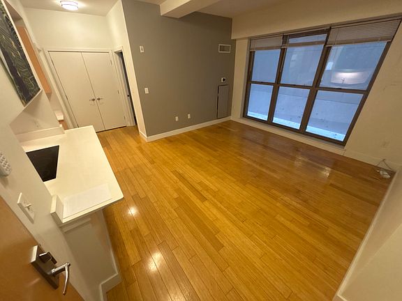 4th image of 1085 Boylston St #108