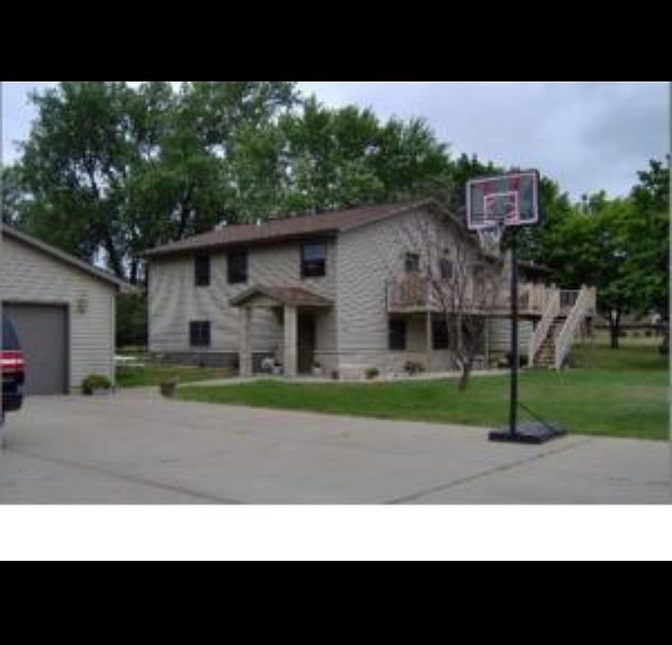 1st image of 110 W 18th St