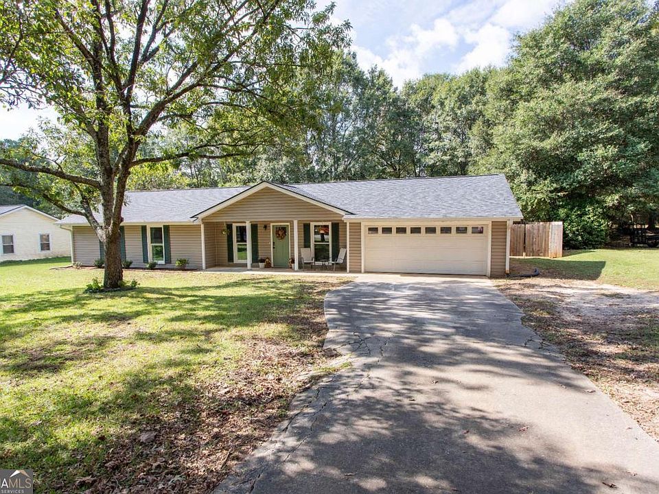 1st image of 345 Bedford Dr