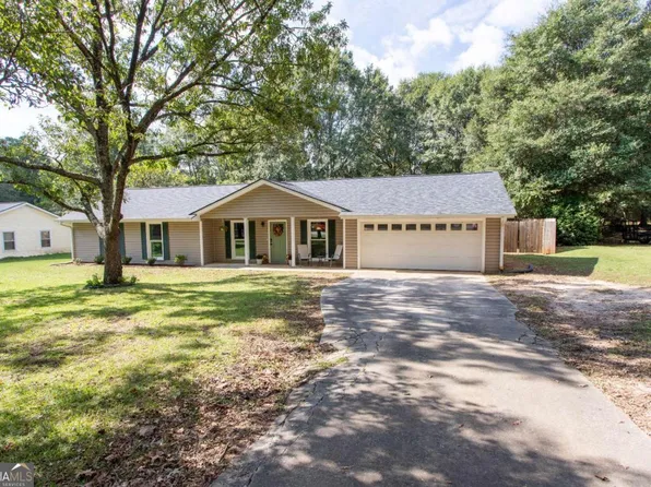 345 Bedford Dr, Hull, GA 30646