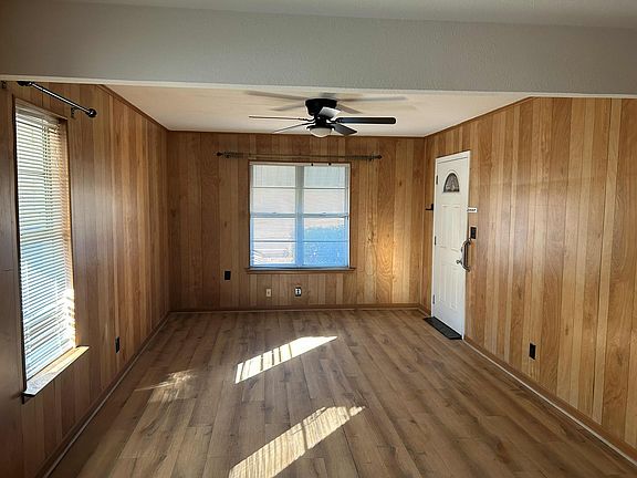 5th image of 3013 Avenue Q