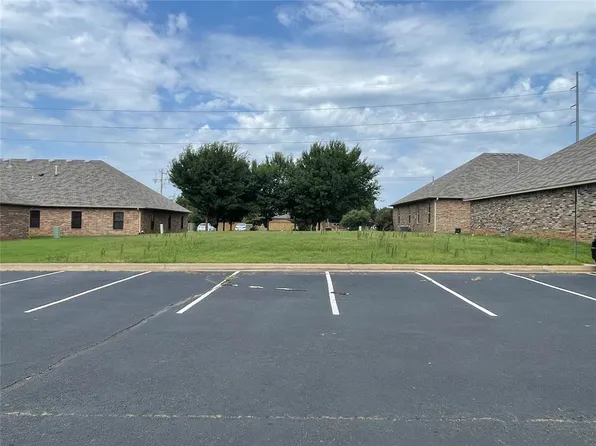 781 N Santa Fe Ave Lot 9, Edmond, OK 73012