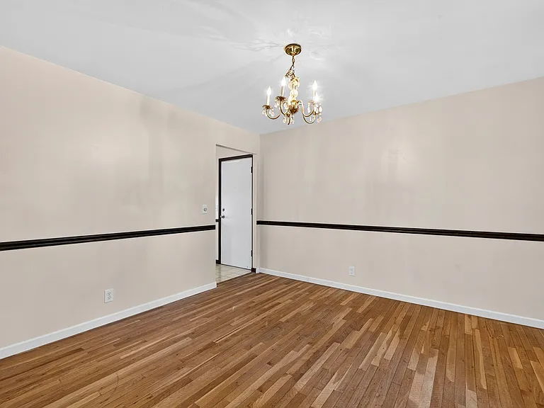 3145 Matlock Dr — Photo 6