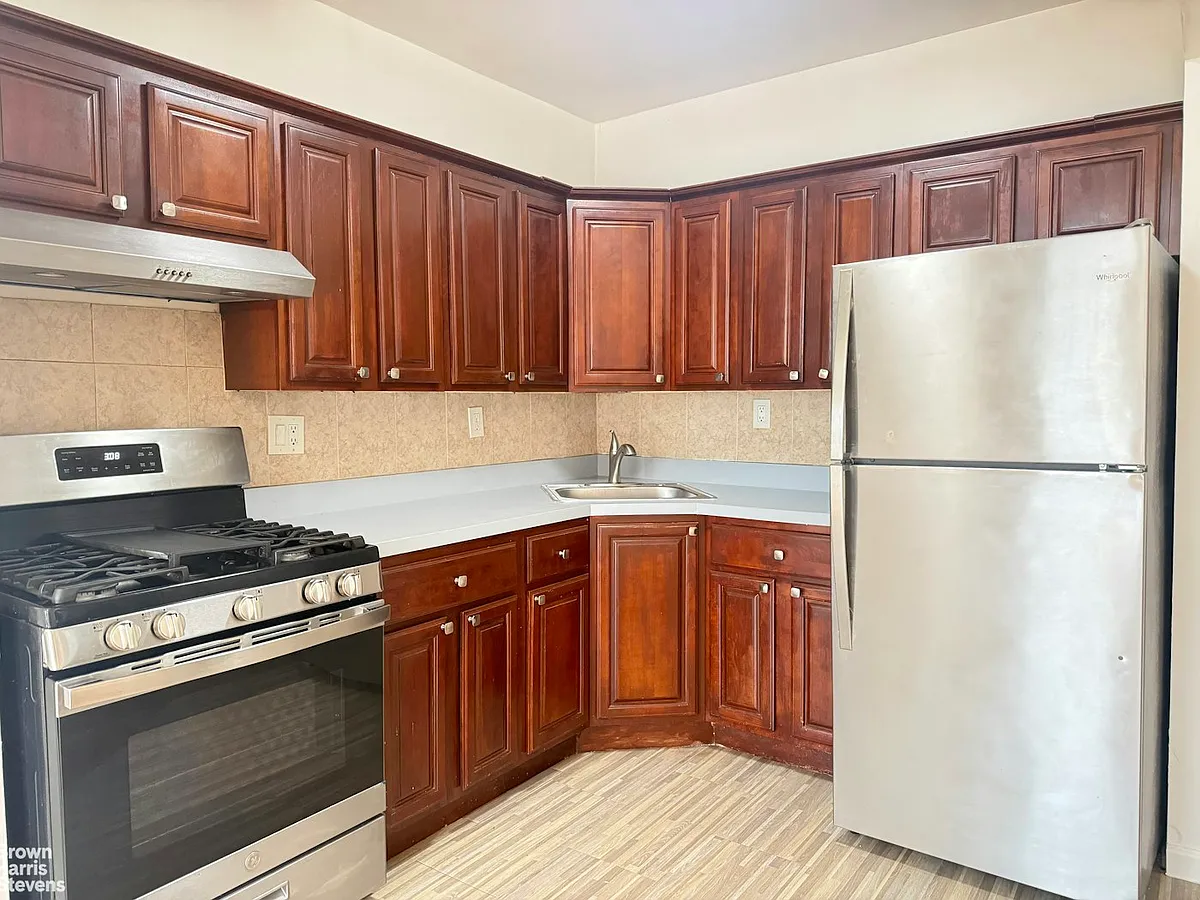 Building Photo - 273 Miller Ave #1