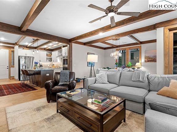 4th image of 396 Summit View Parkway #S-1221