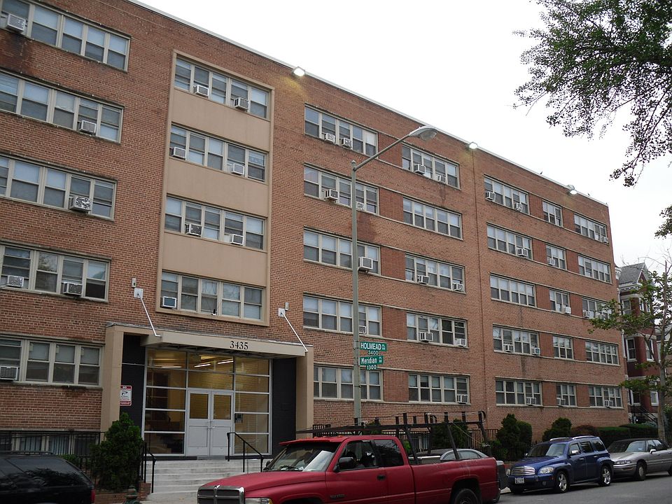 2nd image of 3435 Holmead Pl NW #414