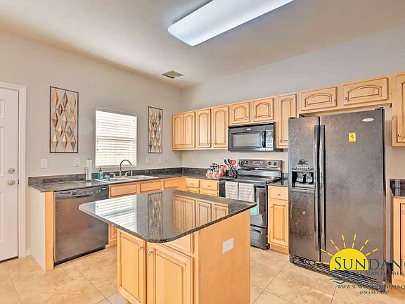 4th image of 1508 Bentley Cir