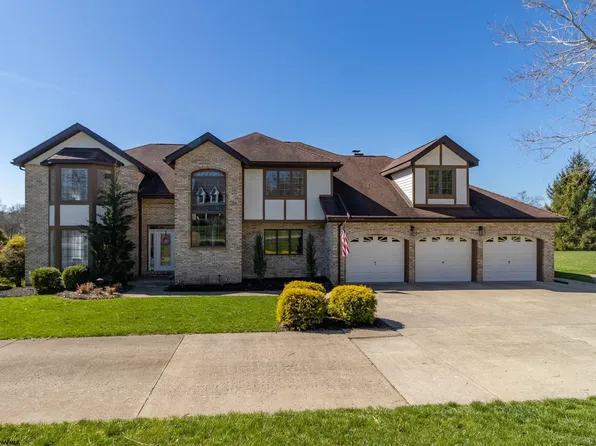 3125 N Greystone Dr, Morgantown, WV 26508