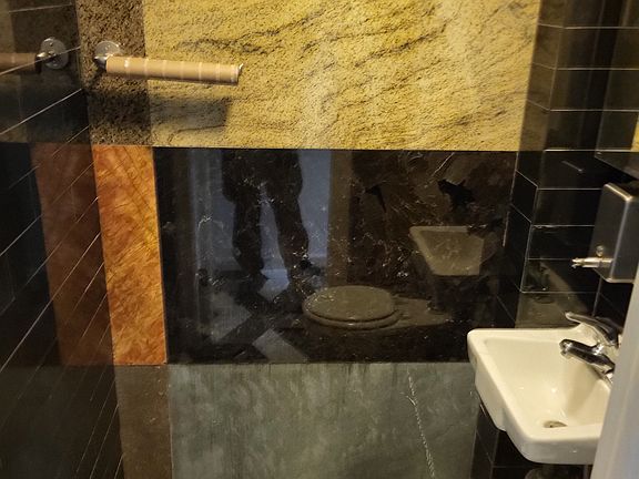 5th image of 517 Grand St #1