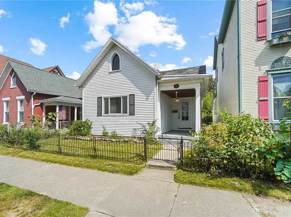 46 Perrine St, Dayton, OH 45410