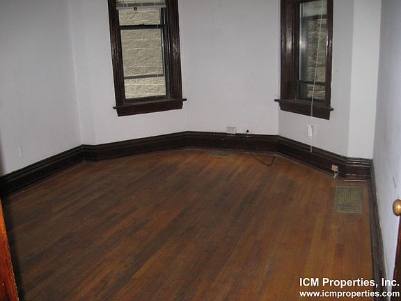 5th image of 3525 N Wilton Ave #1RN