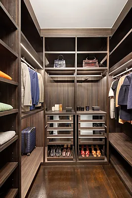 Sold by Corcoran | media 32