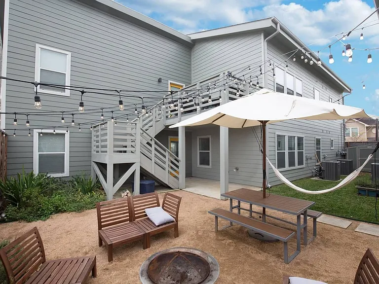 Shared backyard - upstairs units have front and back patios.