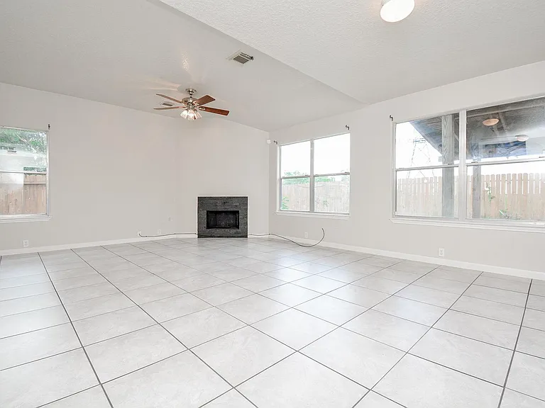 19735 Eagle Canyon Way — Photo 11