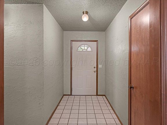 2nd image of 5707 Autumn Pl
