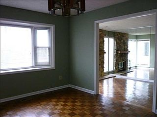 2nd image of 2025 Seaport Dr