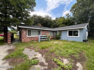 108 Roberts St, Red Springs, NC 28377