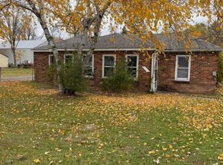 3016 Fairview St, Saginaw, MI 48601