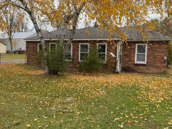 3016 Fairview St, Saginaw, MI 48601