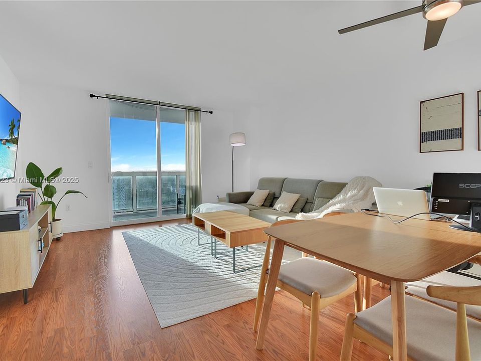 1st image of 1800 N Bayshore Dr APT 2604