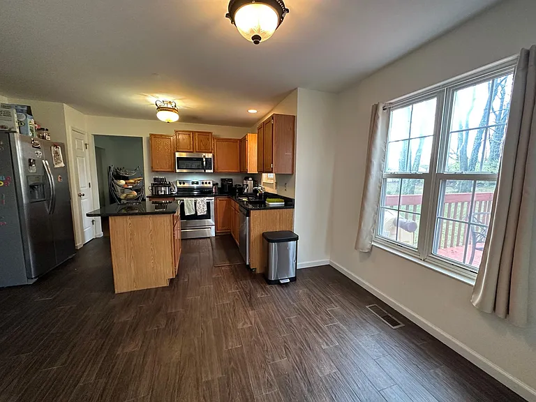 1290 Winstone Ct — Photo 11