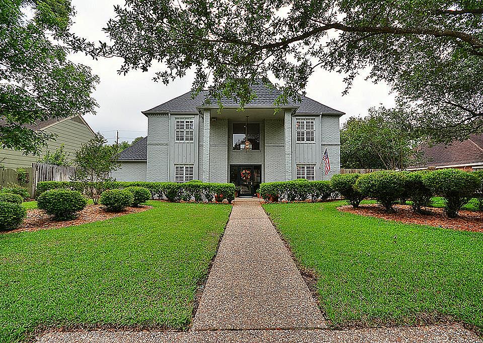 1st image of 707 Langton Ct