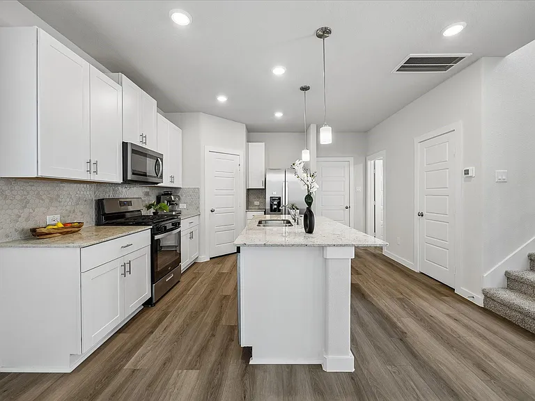 8409 Arden Valley Ln — Photo 10