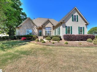 15 Mandarin Cir, Taylors, SC 29687