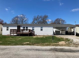 5 Sunset Dr, Albers, IL