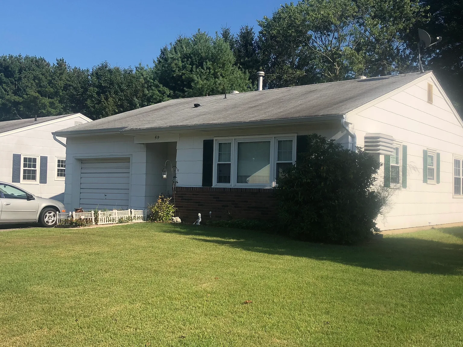 59 Northumberland Dr photo 1