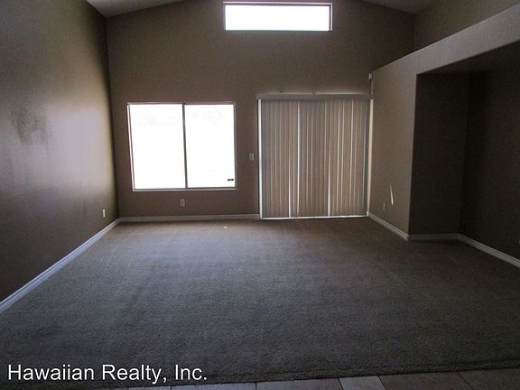 5th image of 1053 Featherwood Ave