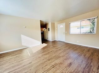684 W 2nd St APT 9, San Pedro, CA 90731