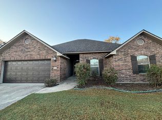 2138 Sweet Bay Cir, Bossier City, LA 71111
