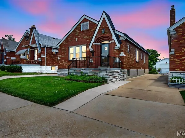 9322 Mackenzie Rd, Saint Louis, MO 63123