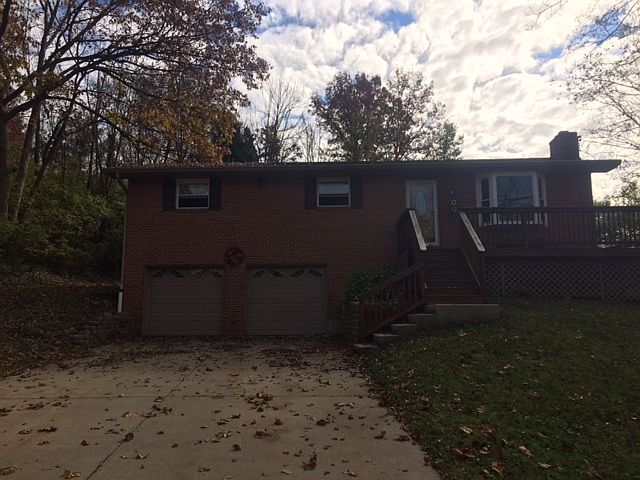 1st image of 950 Hilliard Dr